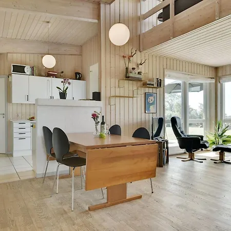 Wilmar - 380m From The Sea By Interhome
