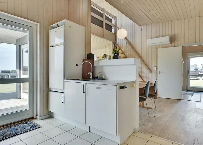 Wilmar - 380m From The Sea By Interhome